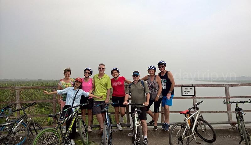 Bike Ride Hanoi 1 Day But Thap Bat Trang